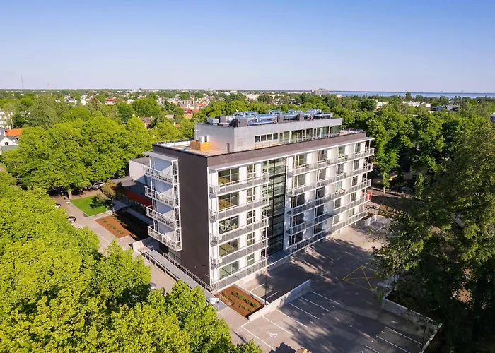 Apartment Modern Close To And Spas